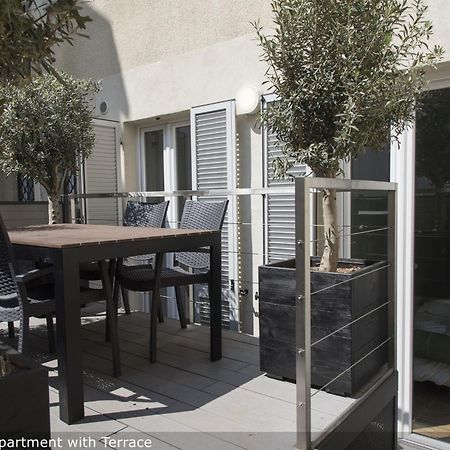 Brera Apartments In Nerino Милано Екстериор снимка